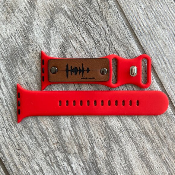 Adventure Awaits Soundwave Band For Apple Watch 42-49mm - Red - Picture 2 of 3